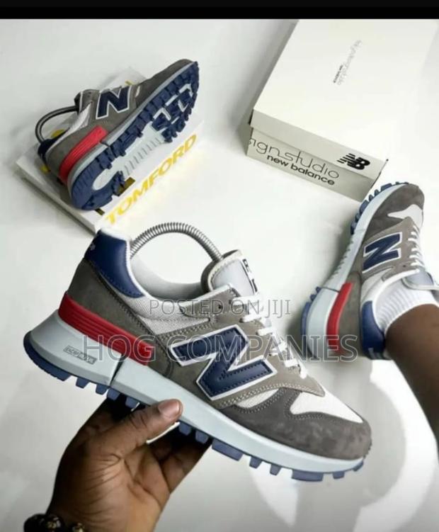 Unisex New Balance Premium Sneakers in Accra- Fast Delivery in 2 Hours · Photo 2