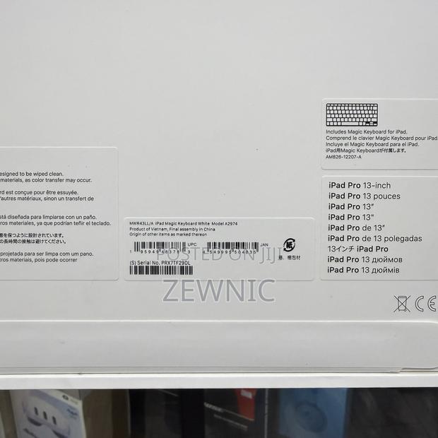 Lastest Apple iPad Pro M4 and M5 Magic Keyboard · Photo 3