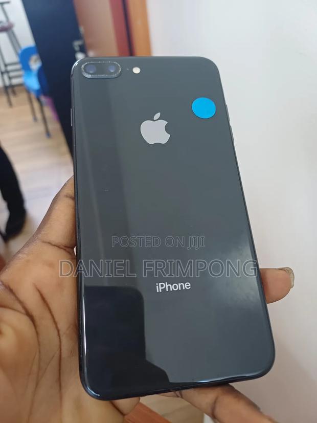 Apple iPhone 8 Plus 256 GB Black · Photo 5