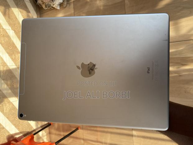Apple iPad Pro 12.9 (2017) 64 GB White · Photo 5