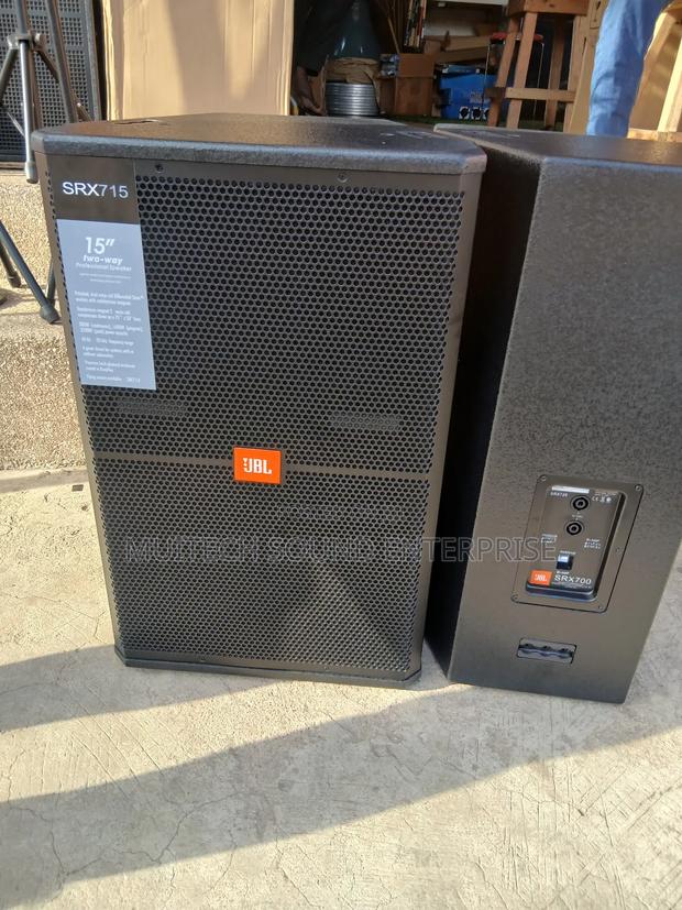 JBL Short- Range Speaker 15 Inches · Photo 2