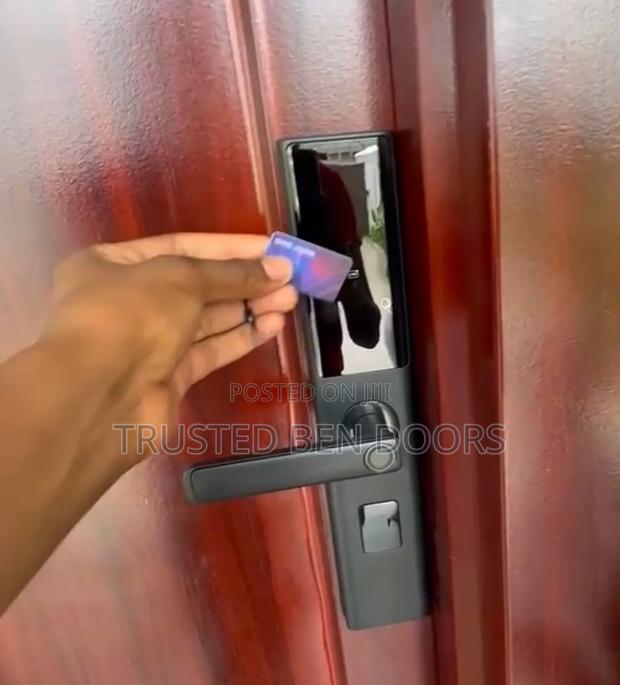 Tuya App Wifi Biometric Smart Door Lock For Security And Wooden Doors · Photo 1