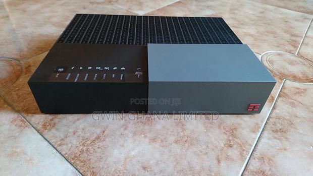 Zte Dual Band Gigabit Wireless Router. 1x Wan,4xlan,1xsfp,2x Usb · Photo 1