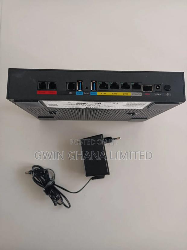 Zte Dual Band Gigabit Wireless Router. 1x Wan,4xlan,1xsfp,2x Usb · Photo 2