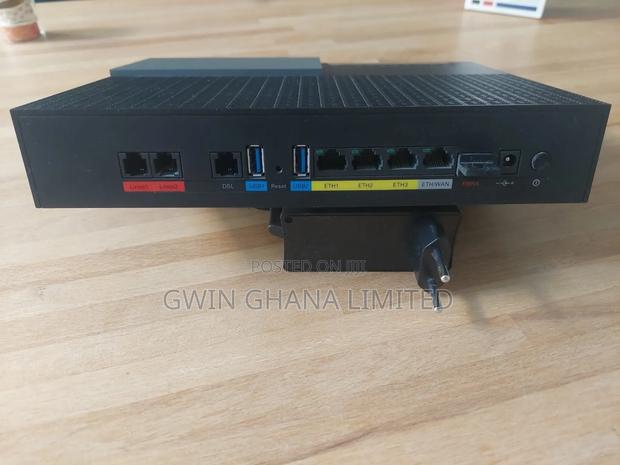 Zte Dual Band Gigabit Wireless Router. 1x Wan,4xlan,1xsfp,2x Usb · Photo 4