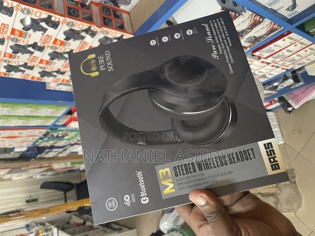 M3 Stereo Wireless Headphones · Photo 1
