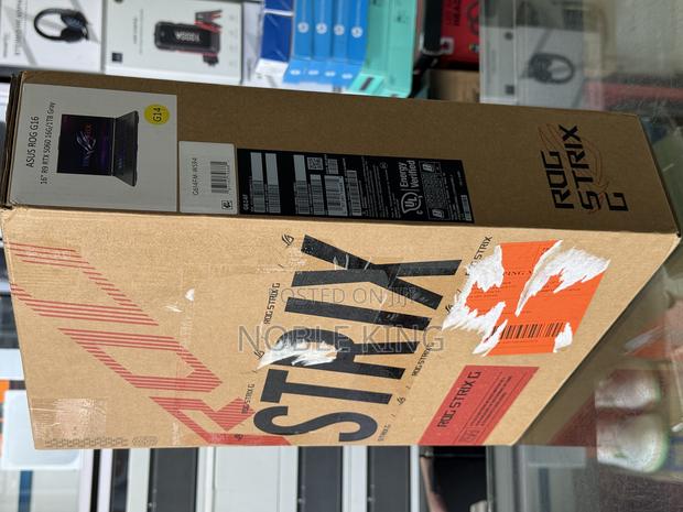 New Laptop Asus ROG Strix G17 16GB AMD Ryzen 9 SSD 1T · Photo 2