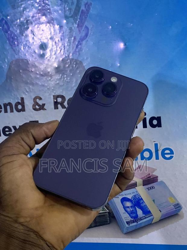 Apple iPhone 14 Pro 256 GB Purple · Photo 3