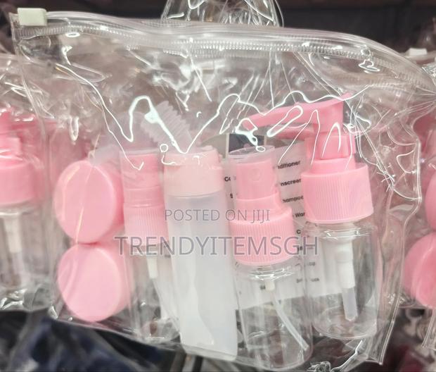6pcs Mini Travel Cosmetic Bottle Set · Photo 2
