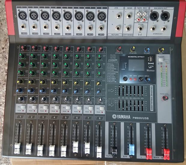 Yamaha Professional Mixer (Pm 8 Channels) · Photo 1