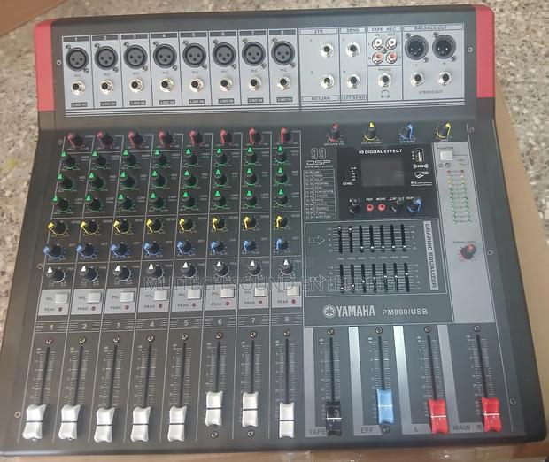 Yamaha Professional Mixer (Pm 8 Channels) · Photo 4