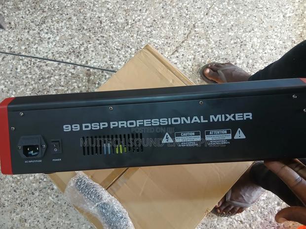 Yamaha Professional Mixer (Pm 8 Channels) · Photo 6