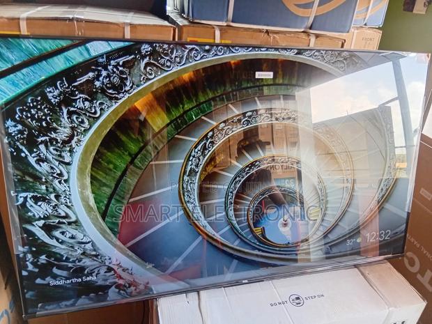 TCL 65” Ultra Hd Qled Smart Tv – Vibrant Colors, Stunning Detail · Photo 2