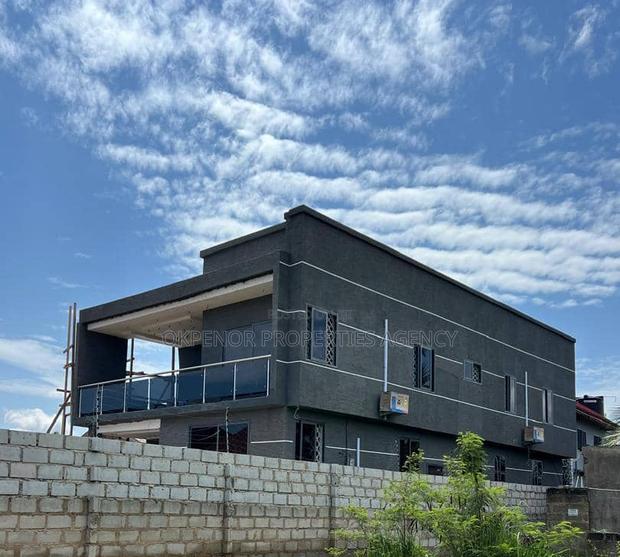 5bdrm House in Ablekuma, Accra Metropolitan for sale · Photo 2