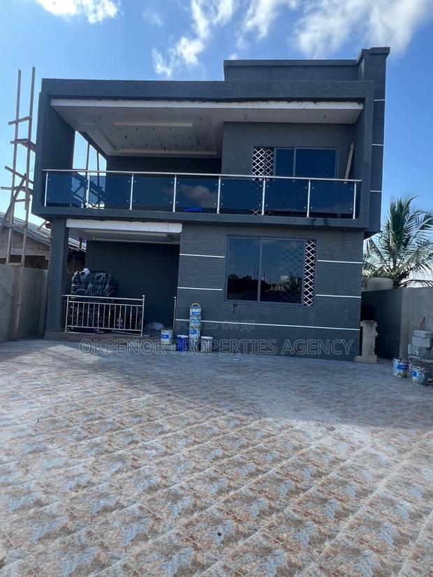 5bdrm House in Ablekuma, Accra Metropolitan for sale · Photo 3