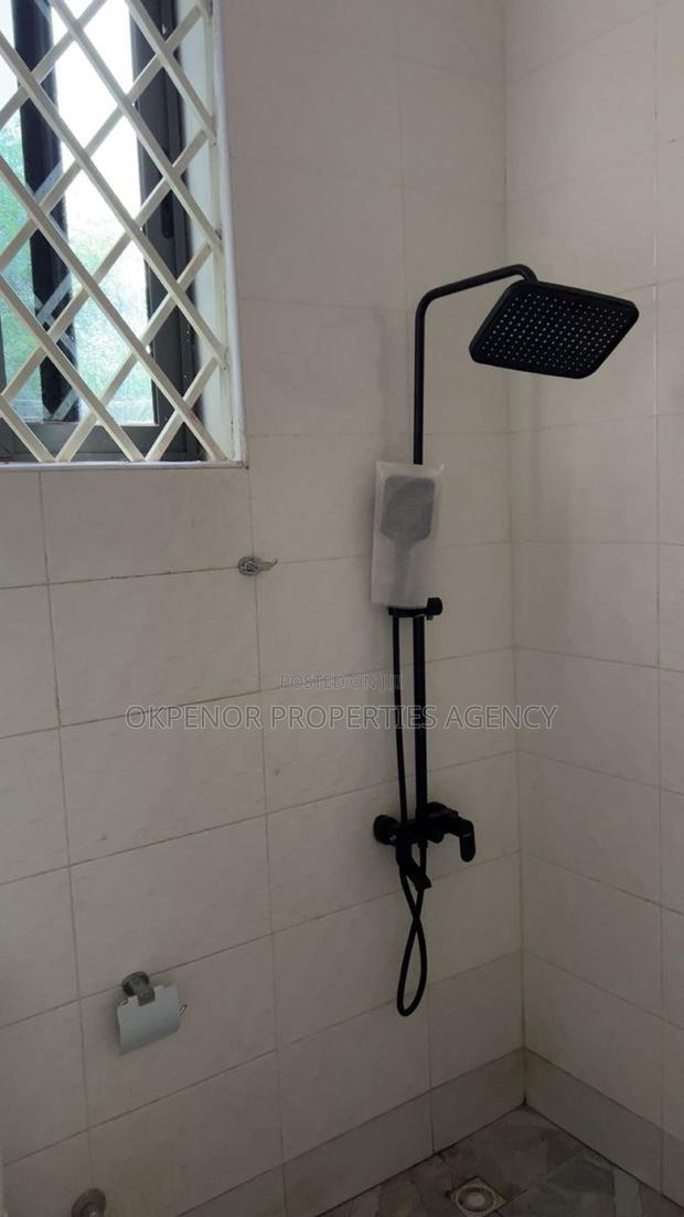 5bdrm House in Ablekuma, Accra Metropolitan for sale · Photo 8