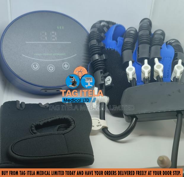 Rehabilitation Stroke Glove (Rechargeable) · Photo 2