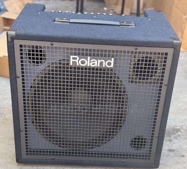 Kc600 Roland Keyboard Combo · Photo 1
