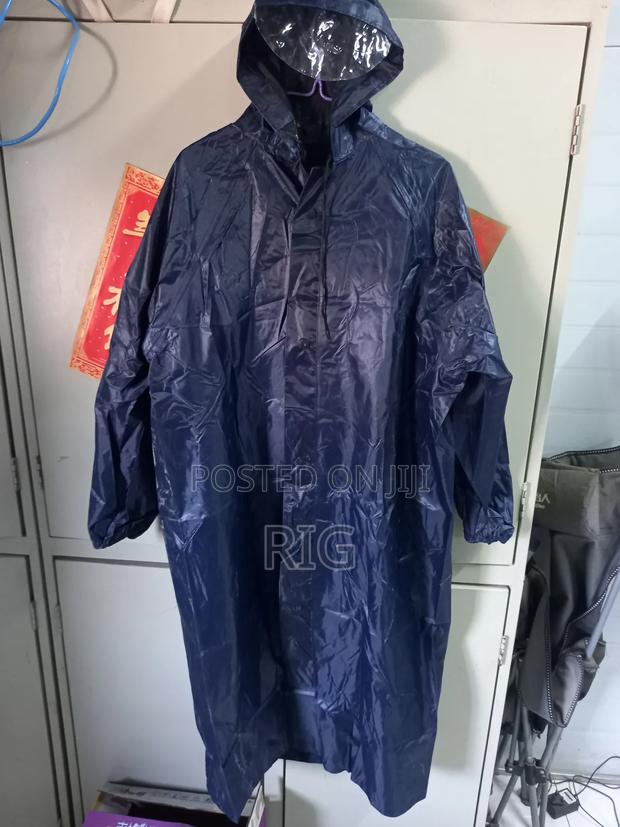 Safety Raincoat · Photo 2