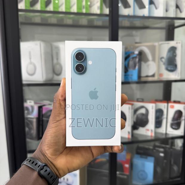 New Apple iPhone 16 256 GB Green · Photo 2