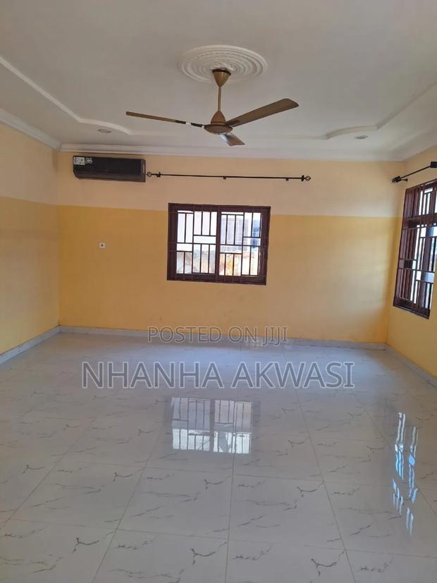 3bdrm House in Spintex, Sakumono for rent · Photo 6