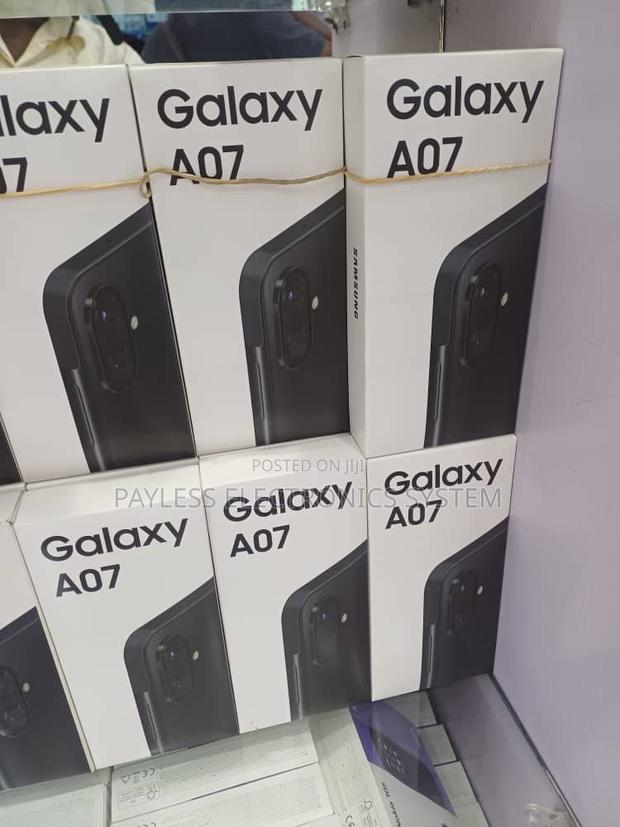 New Samsung Galaxy A07 4G 128 GB Black · Photo 3