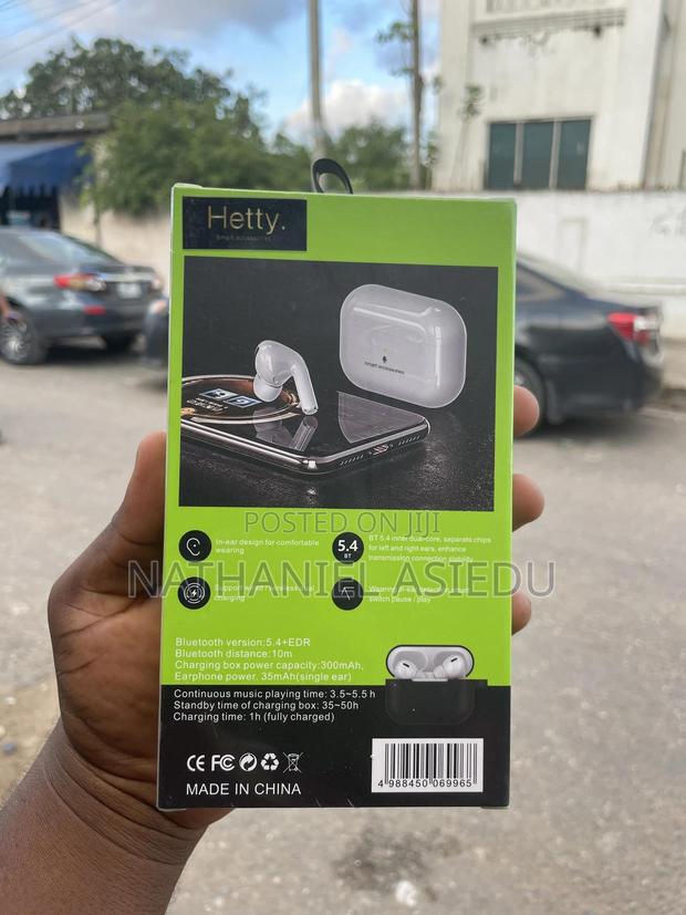 Hetty Ox-07 True Wireless Earbuds · Photo 2