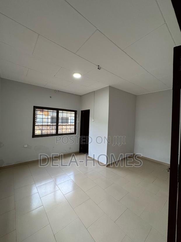 Three-Bedroom Hse for Rent at Adenta · Photo 7