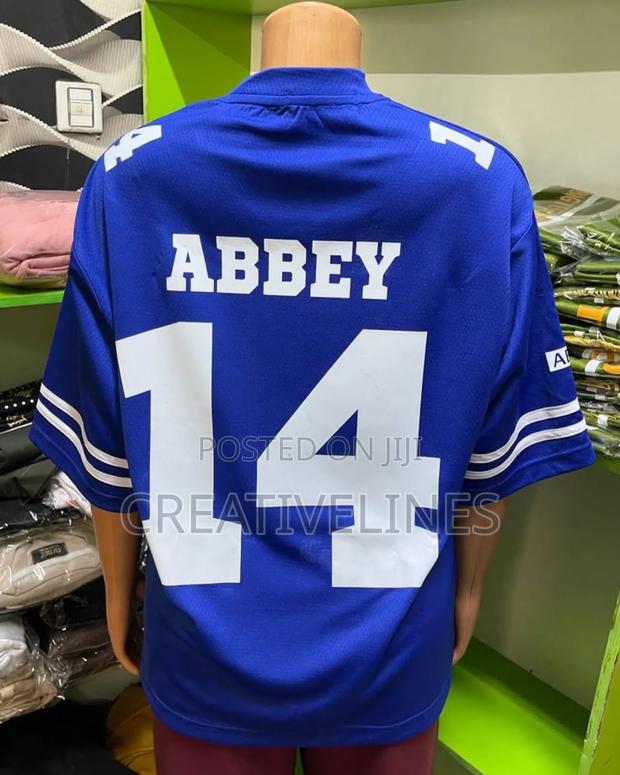 Female Jersey Customisation · Photo 2