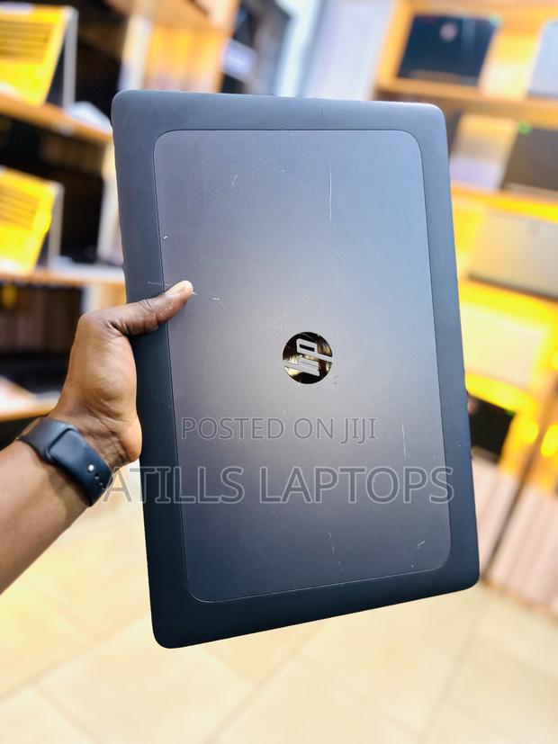 Laptop HP ZBook 17 G3 16GB Intel Core I7 SSD 512GB · Photo 3