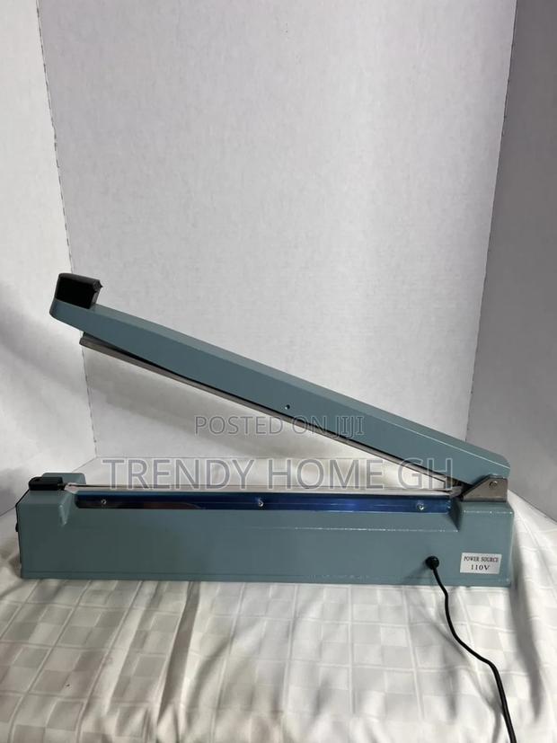 Industrial Heat Sealer 400mm for Plastic Bags Food Packaging · Photo 1