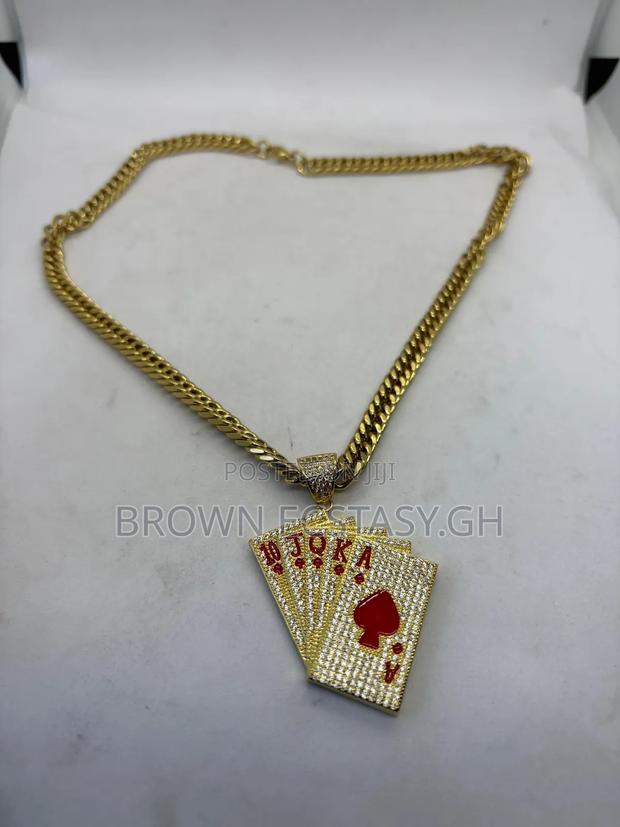 Iced Poker Necklace · Photo 3
