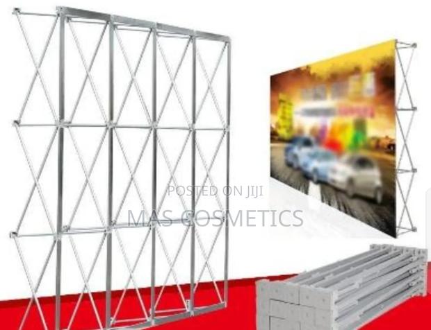 Foldable Backdrop Stand · Photo 1