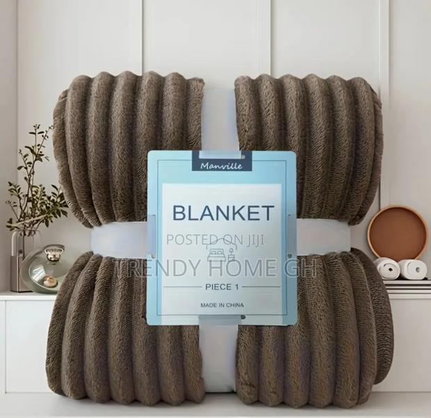 Super Soft Cozy Blanket Stay Warm Comfy · Photo 2