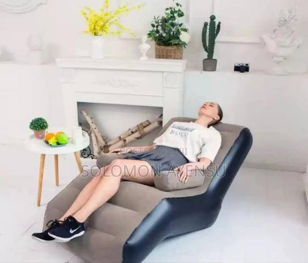 Single Portable Inflatable Sofa Chair · Photo 3