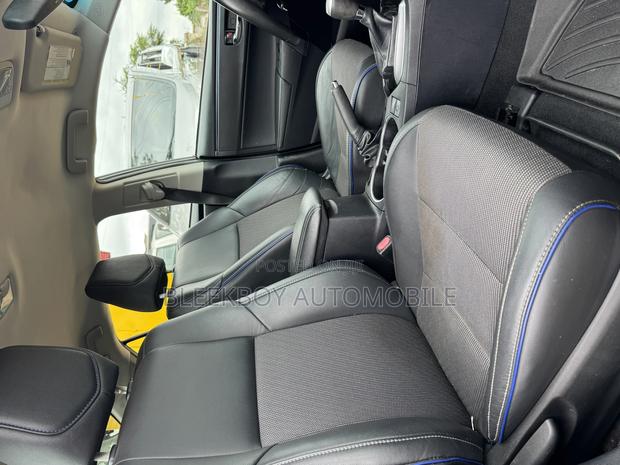 Toyota Corolla SE Special Edition 4dr Sedan (1.8L 4cyl CVT) 2017 Black