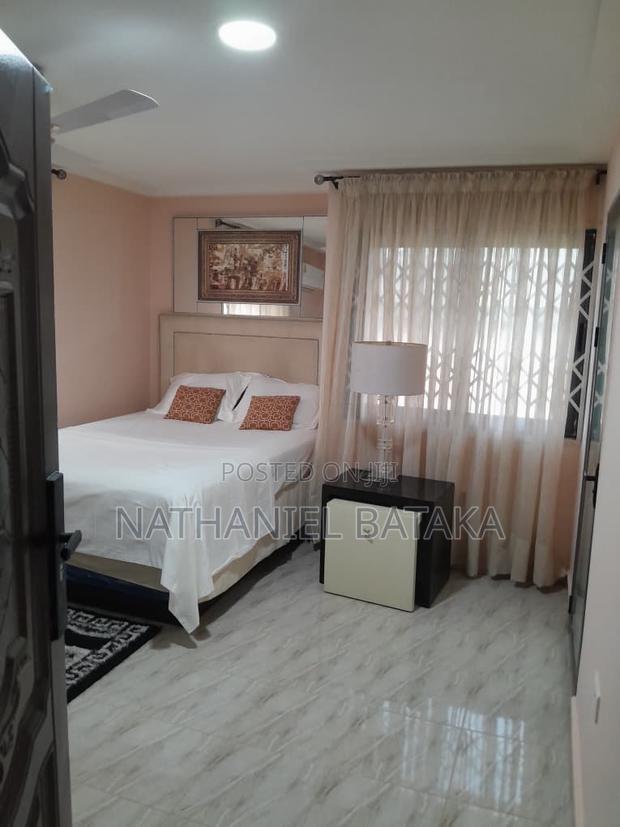 3 Bedroom Apartment Built With American Standard for Short Stay · Photo 2
