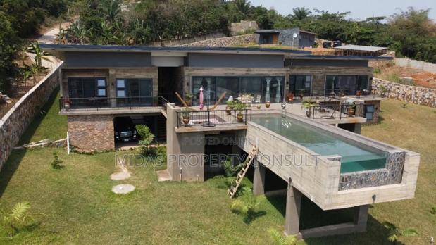 Furnished 5bdrm House in Aburi for sale · Photo 2