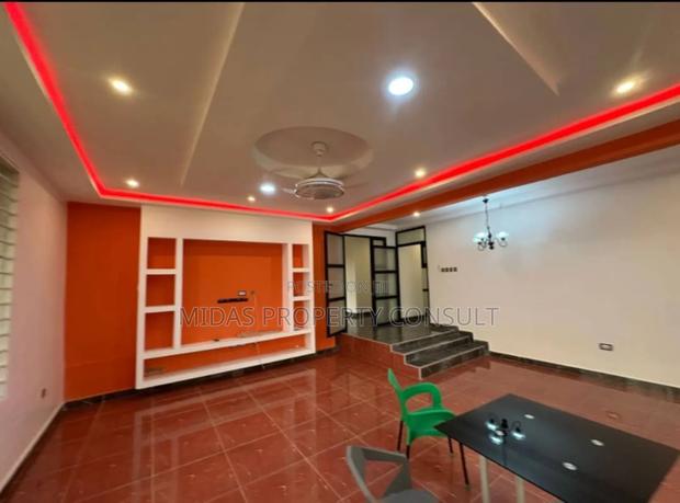 5bdrm House in Lakeside Estates for sale · Photo 6