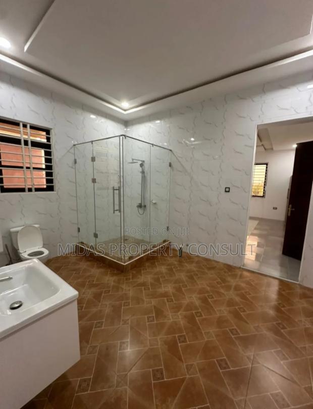 5bdrm House in Lakeside Estates for sale · Photo 7