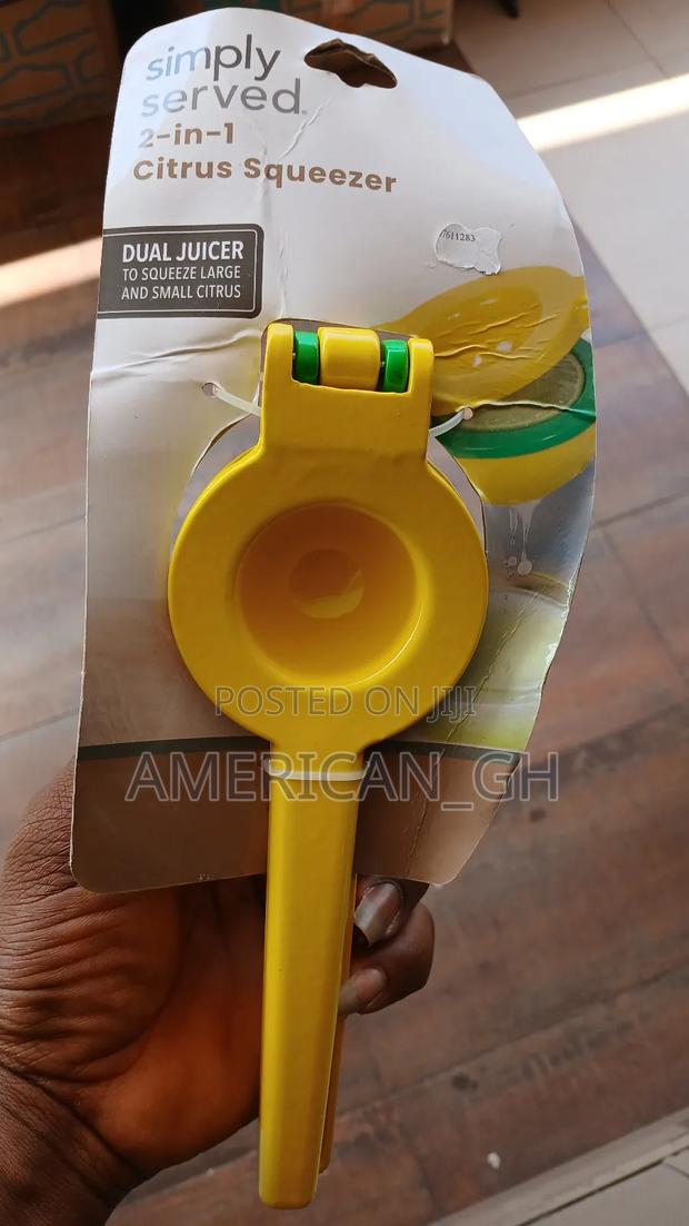 2 in 1 Citrus Squeezer · Photo 1