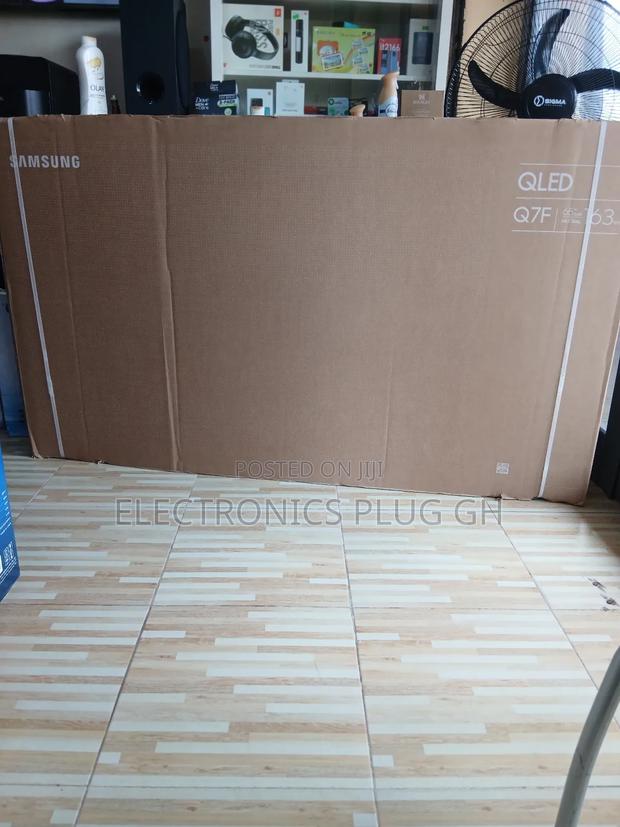Samsung 65 Qled Smart TV · Photo 2