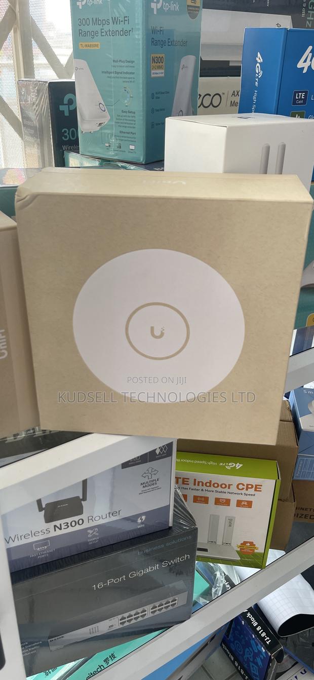 Ubiquiti U7-Lr Unifi Wifi 7 Access Point · Photo 3