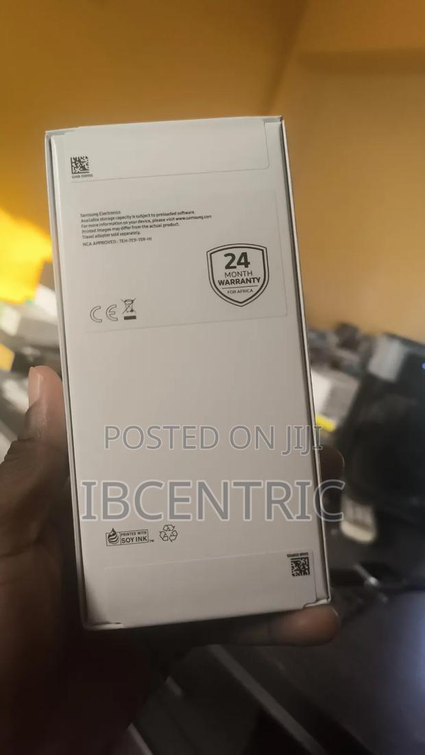 New Samsung Galaxy A17 128 GB Black · Photo 4