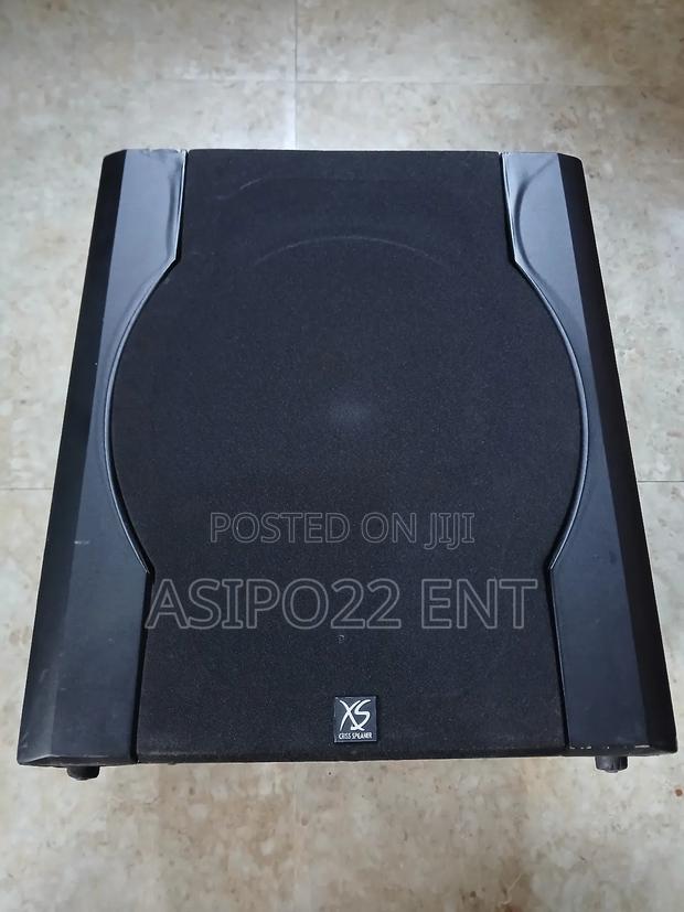 Xs N P - 1 10" Powered Subwoofer, · Photo 3