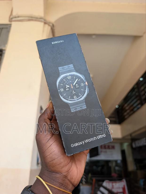 Galaxy Watch Ultra · Photo 1