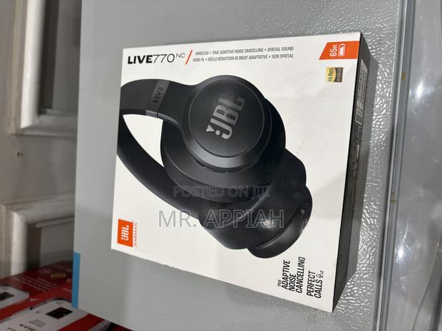 Classic JBL Live 770 Premium Noise Cancelling Headphone(Black) · Photo 1