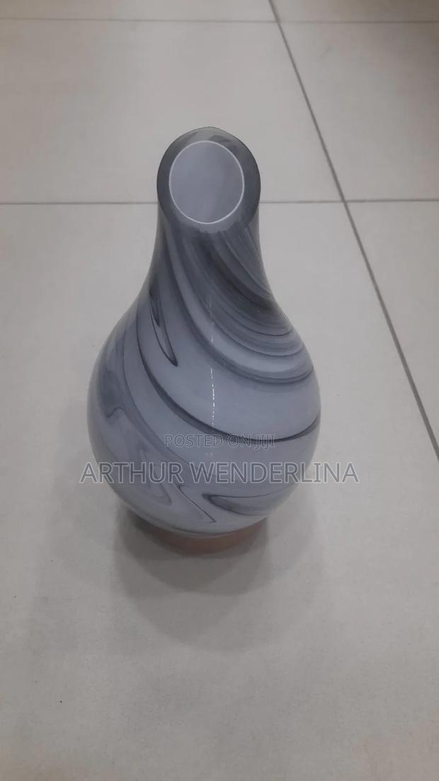 Classic Aroma Diffuser Vase as Well · Photo 2