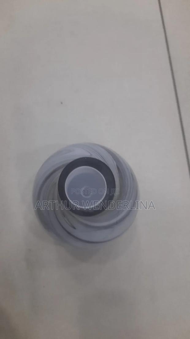 Classic Aroma Diffuser Vase as Well · Photo 3