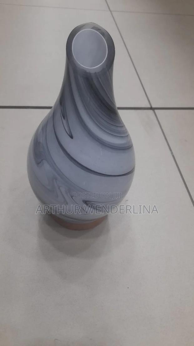 Classic Aroma Diffuser Vase as Well · Photo 6